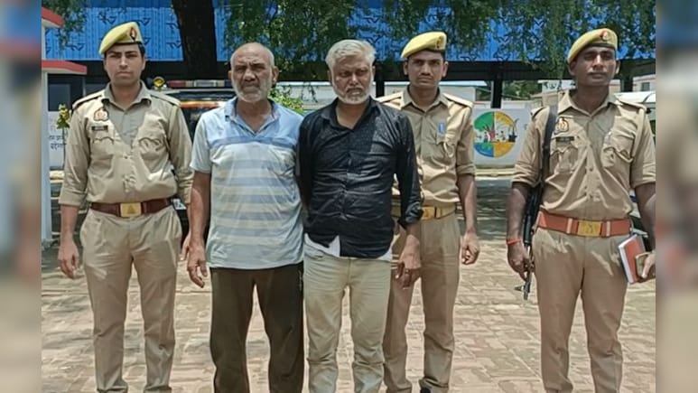 महिला ने चप्पलों से की थी पिता की पिटाई, 15 साल बाद बेटे ने लिया बदला, महिला की कर दी हत्या