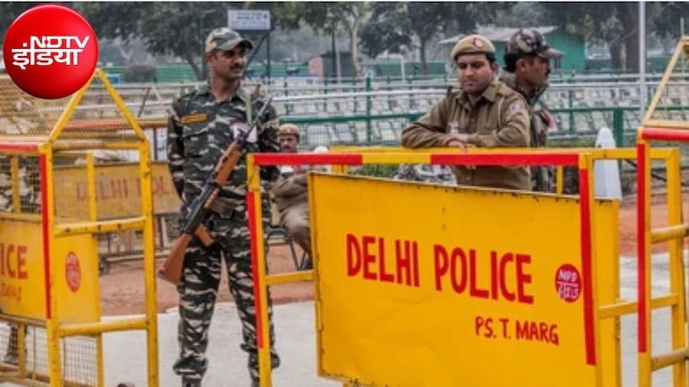 छात्र आंदोलन - दिल्ली पुलिस को मुंबई पुलिस से लेने चाहिये ये 5 सबक