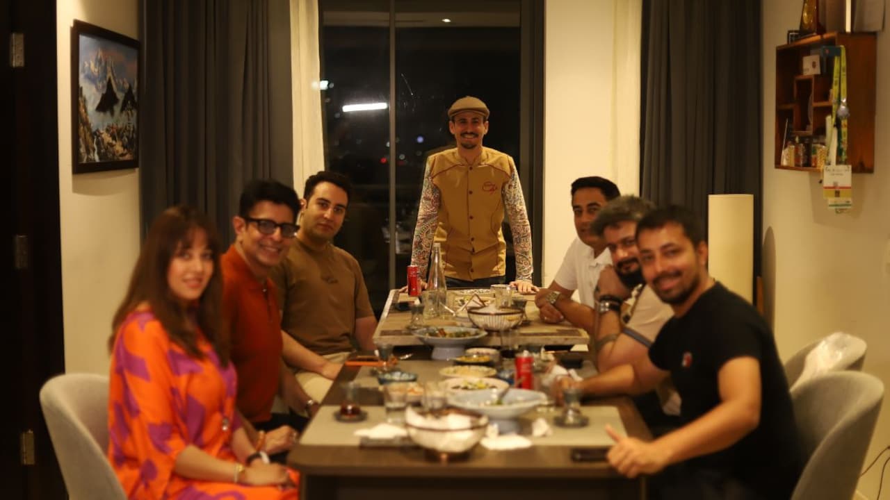 The Revolution Of The Plate: Why India Is Trading Crowded Restaurants For Private Chefs