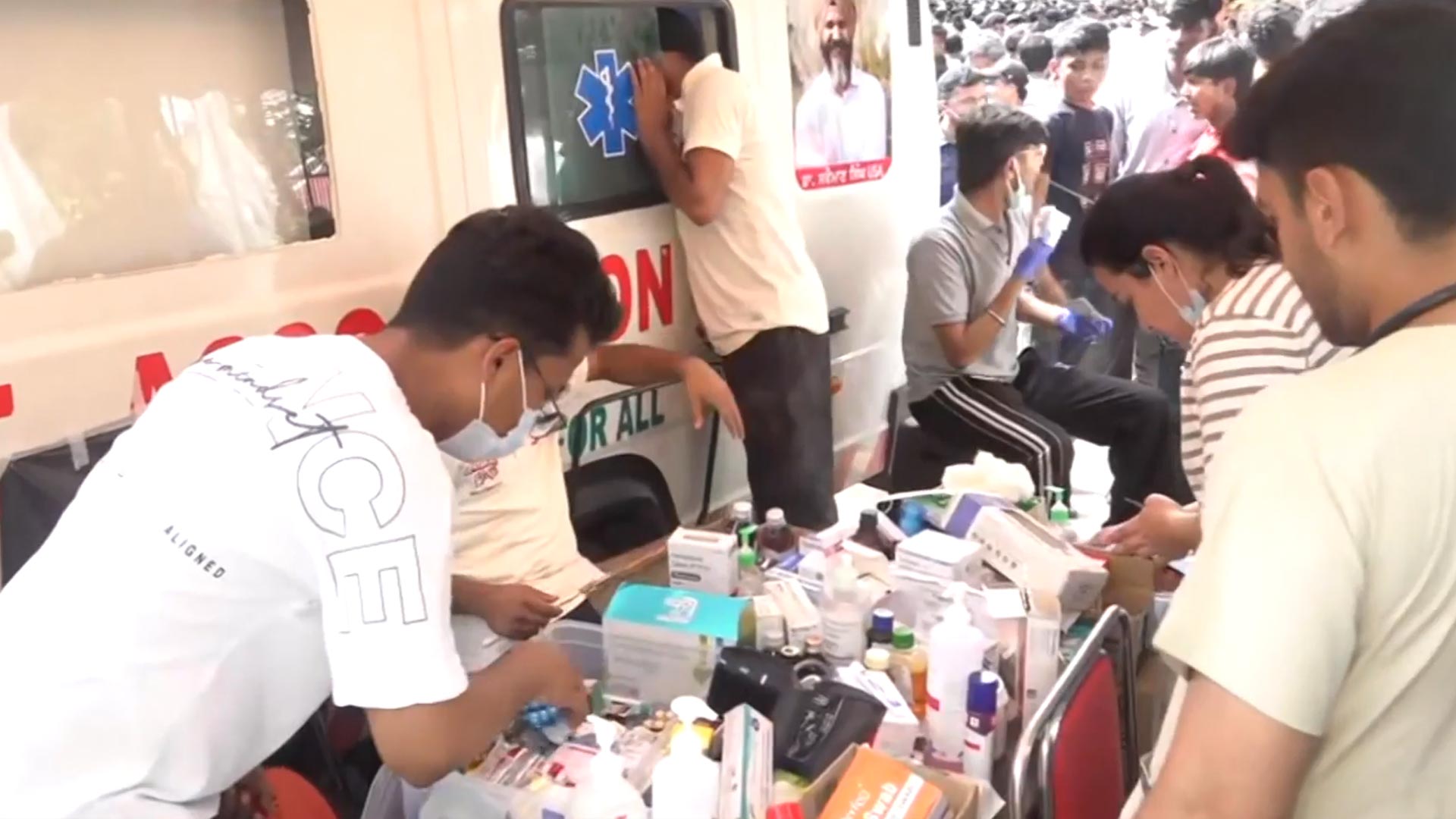 Medical Camps, Free Meals Reflect Spirit Of Service At CJP's Jantar Mantar Protest
