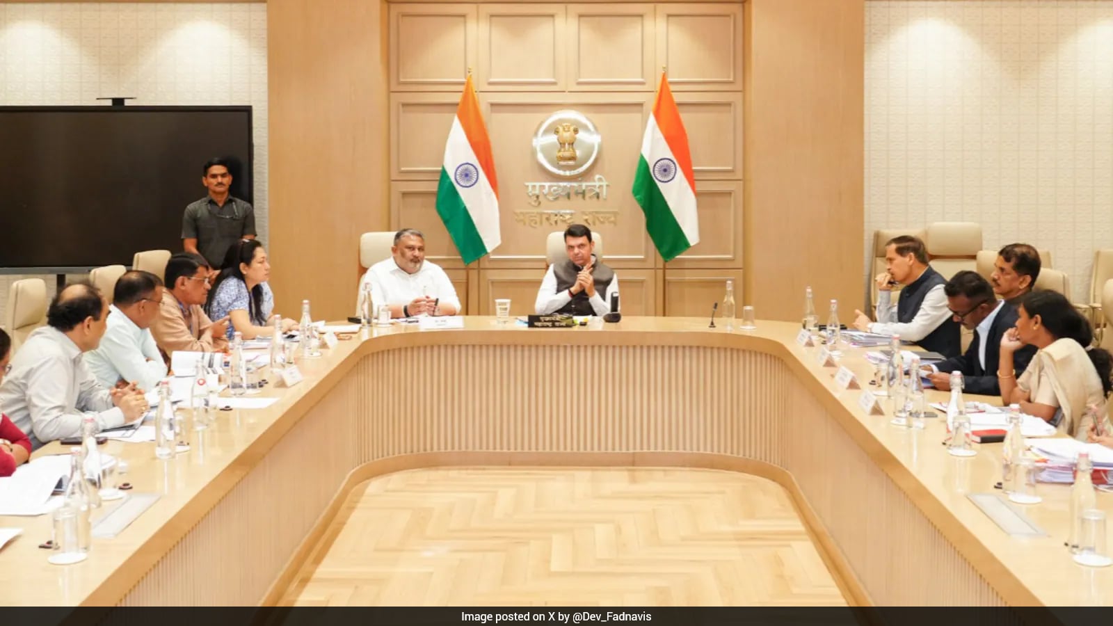 महाराष्ट्राने कर्जवाढीची कमी नोंद केली, तुटीने कायदेशीर मर्यादा ओलांडली: केंद्राचे लेखापरीक्षक CAG