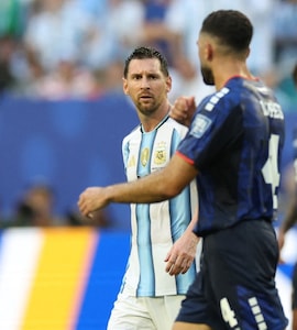 Lionel Messi Said, "Dont Touch Me": Cape Verde Star Roberto Lopes Reveals Story Behind Viral Clash