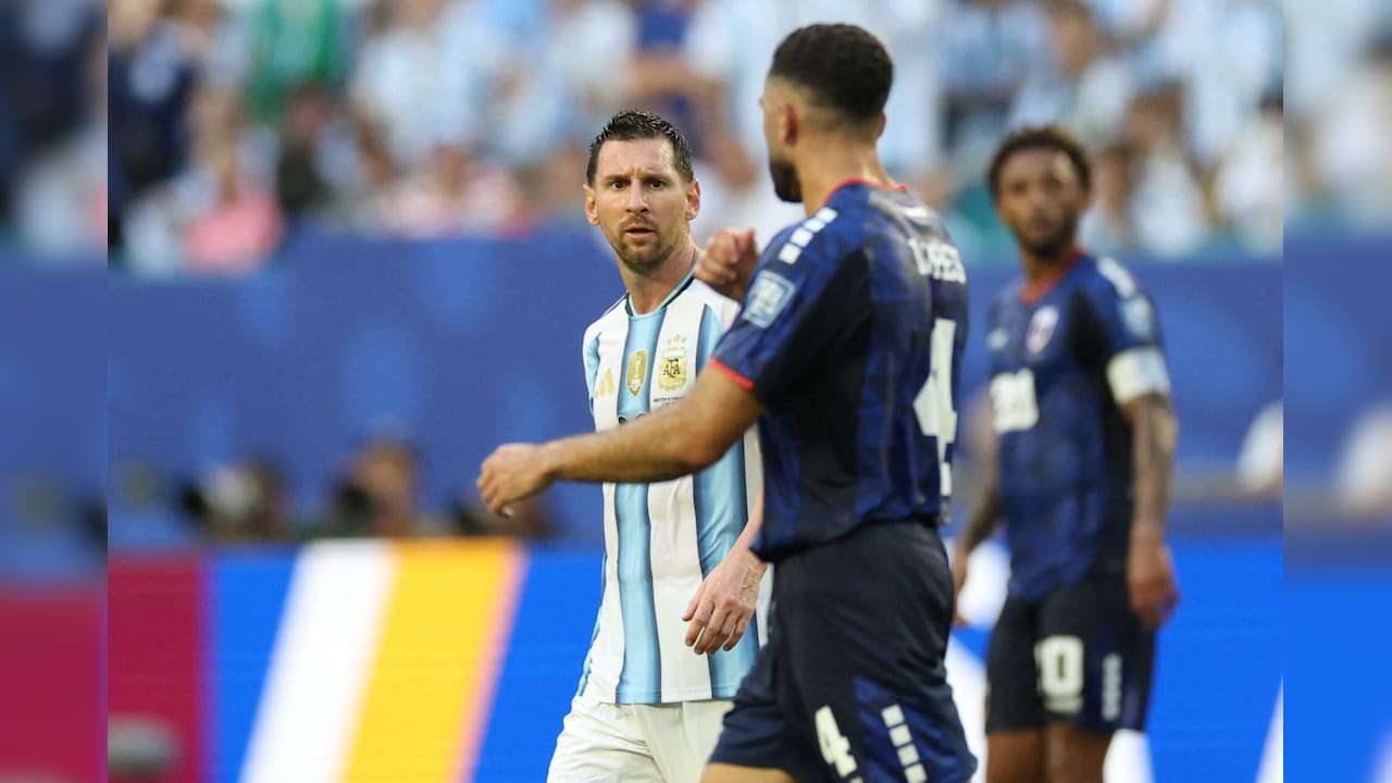 Lionel Messi Said, "Don't Touch Me": Cape Verde Star Roberto Lopes Reveals Story Behind Viral 'Clash'