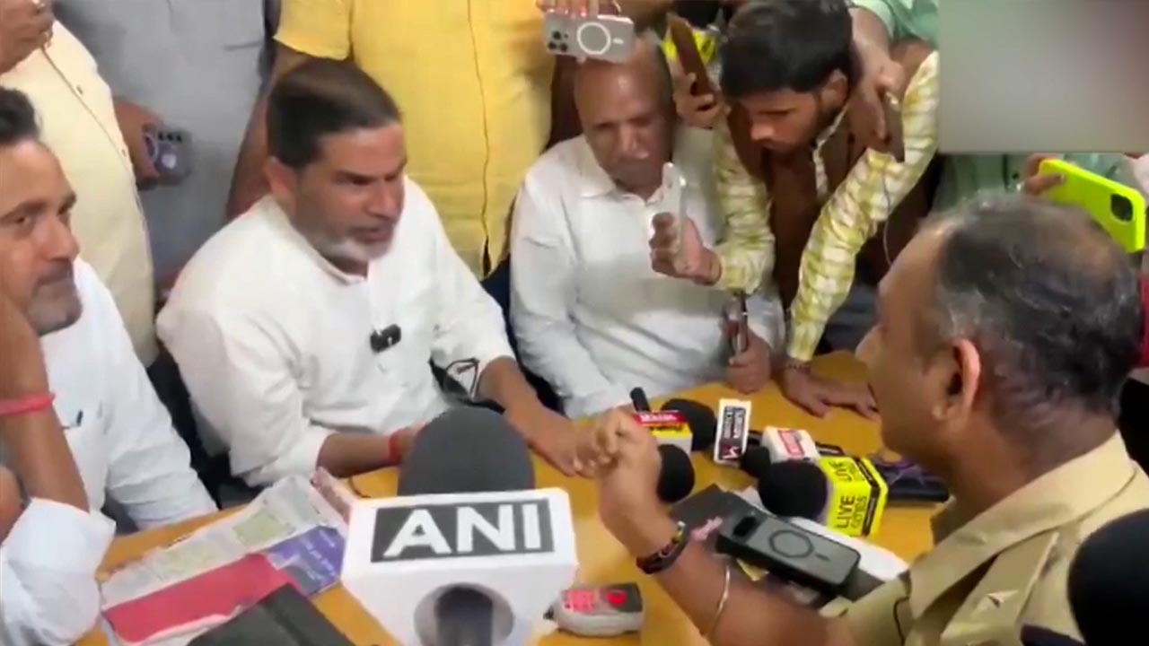 Prashant Kishor vs Police: High Drama Hours Before Bankipur Bypoll Voting