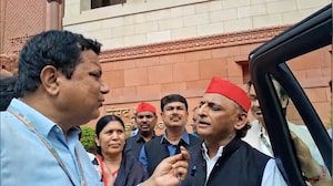 Akhilesh Yadav on NEET Protest: "Education Minister Must Resign Before Parliament Debate"