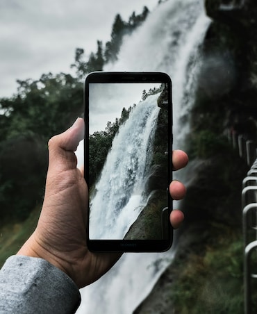 8 Smartphones With 200MP Cameras