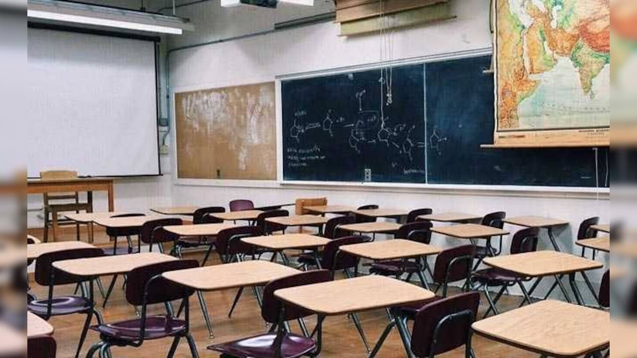Maharashtra Mulls Law To Tackle High Coaching Classes Fees For Students