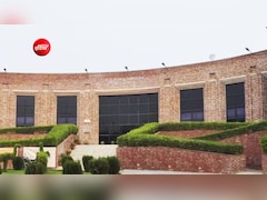 JNU में अंडरग्रेजुएट  और COP प्रोग्राम के एडमिशन शुरू, जानें कौन से छात्र कर सकते हैं आवेदन