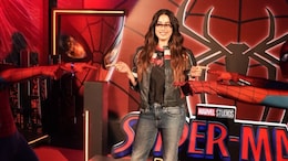 Janhvi Kapoor Pairs Jeans-Tee With Rs 49,000 Miu Miu Sunglasses At <i>Spider-Man Brand New Day</i> Mumbai Premiere