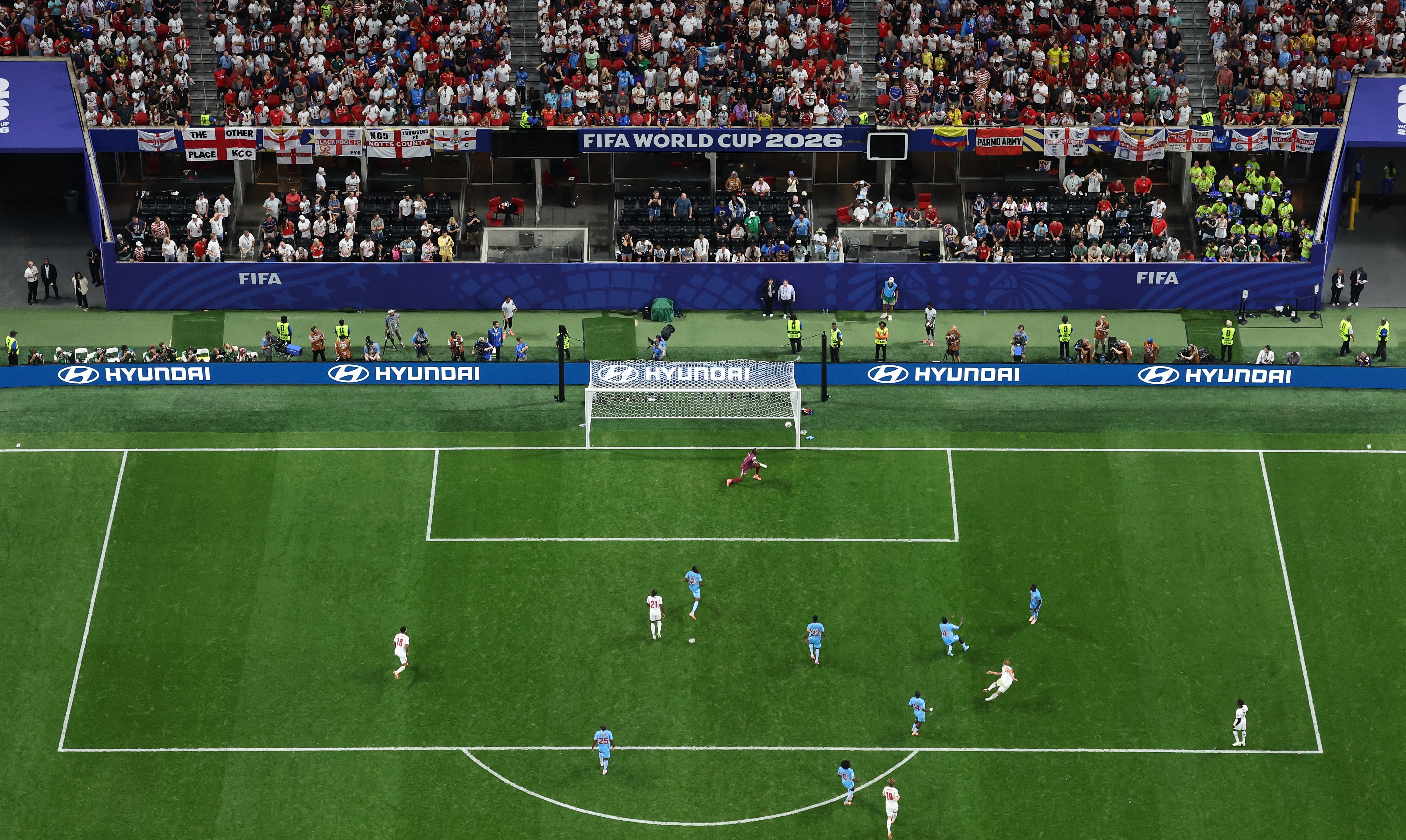 Harry Kane scores late winner as England defeat DR Congo to reach Round of 16