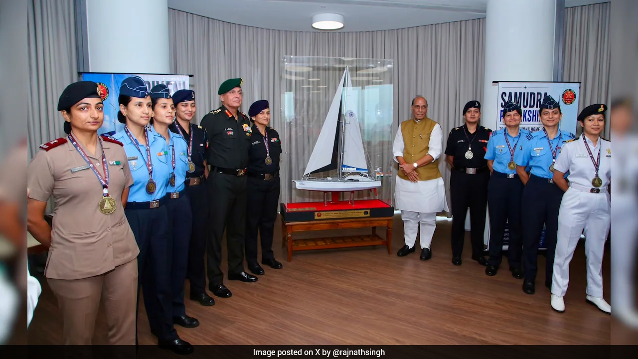 Tri-service all-women sailing expedition