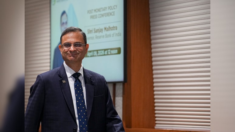 RBI Governor Malhotra Calls For AI Adoption, Strong Cybersecurity In Banking