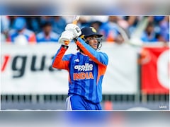 15 चौके और 25 छक्के, अभिषेक शर्मा ने मचाया कोहराम, 91 गेंदों पर ठोके 233 रन, 50 ओवर में बने 533 रन