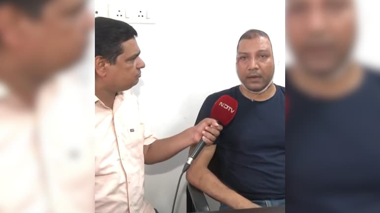 "Was Kicked, Punched, Hit With Stones": Delhi Cop Injured In CJP Student Protest