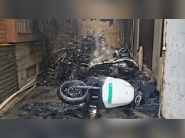 जोधपुर में Ola स्&zwj;कूटी सह&zwj;ित 8 बाइक जलकर राख, दो इलेक्&zwj;ट्रिक स्&zwj;कूटी हो रही थीं जार्च&nbsp;