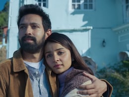 <i>Musafir Cafe</i> Review: Come, Fall In Love With Vikrant Massey, But Dare Not Leave Him