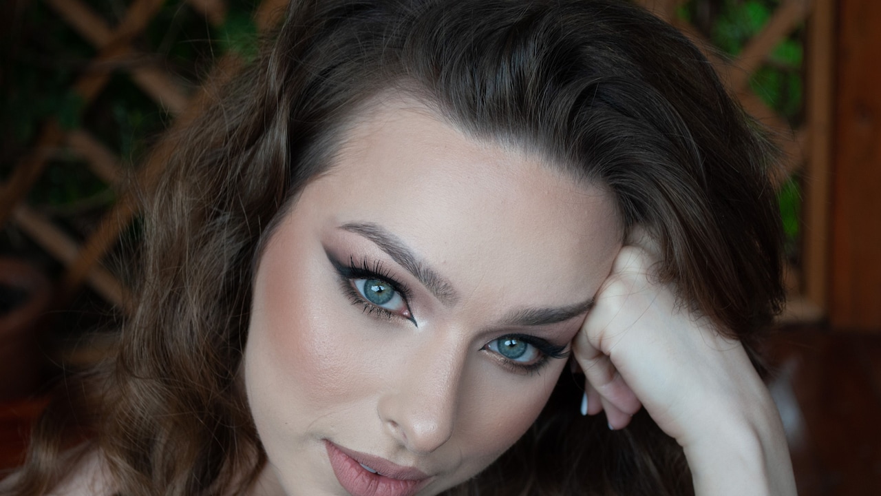 Which makeup essentials do you need to grab from Amazon The Beauty Sale?