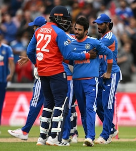 Gautam Gambhir, Shreyas Iyer Slammed For Selection Call In T20I Against England: "Hard To Understand"