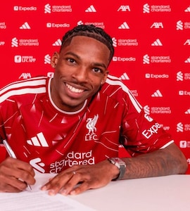 Jeremy Jacquet Completes Liverpool Move From Rennes