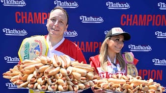 Man Eats 66 Hot Dogs In 10 Minutes, Wins Rs 9.5 Lakh At Eating Competition