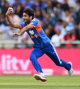 "A No-Ball Crime": Ex-India Star Blasts Ravi Bishnoi After Loss In 2nd T20I vs England