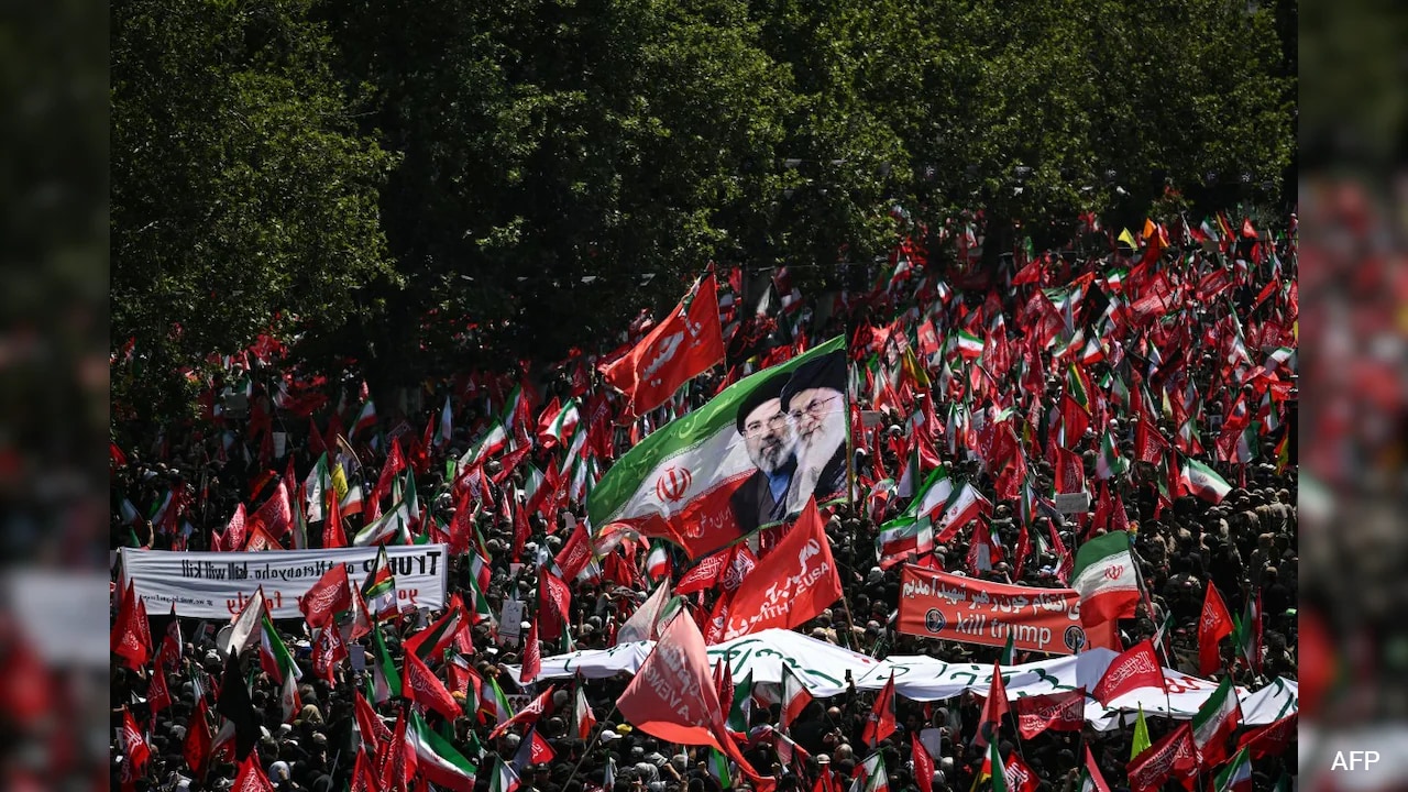Video: Sea Of Black And Red On Qom Streets As Iran Mourns Khamenei's Killing