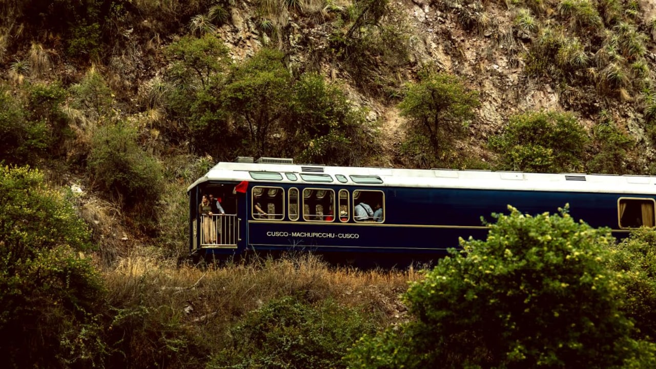 This Luxury Train To Machu Picchu Comes With Live Music, Gourmet Meals And Pisco
