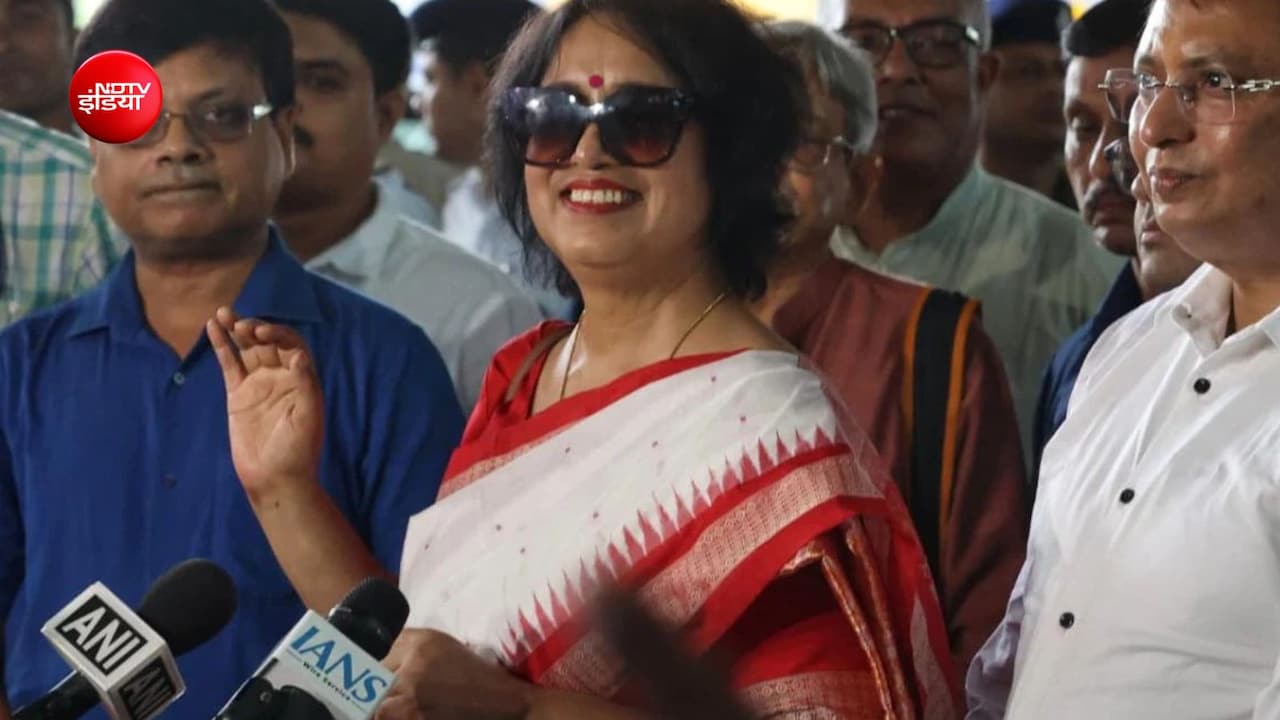 कौन हैं तसलीमा नसरीन? जानें क्यों भारत छोड़कर जाना पड़ा था बांग्लादेश