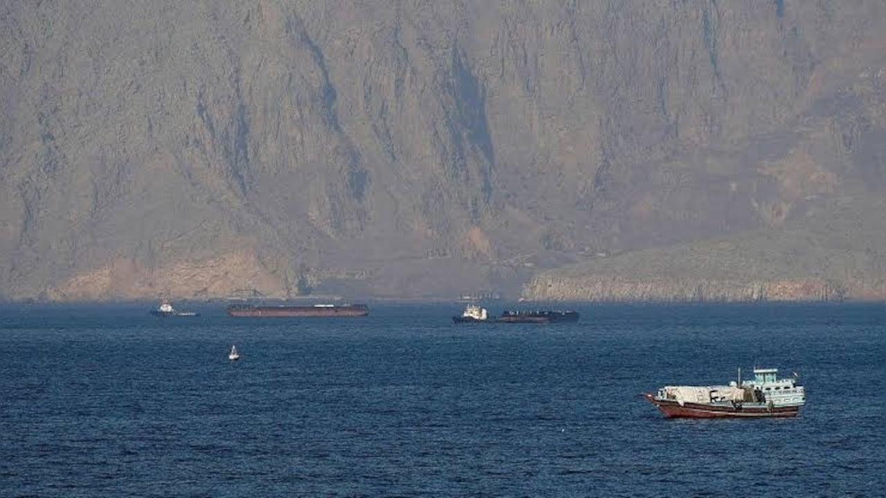 'Voluntary Fees': Oman Offers Iran A Gulf-Backed Plan To Manage Hormuz