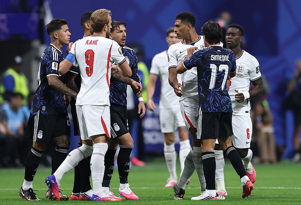 FIFA WC Live: Argentina, England Players Almost Come To Blows; Huge Card Row Follows