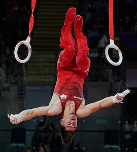 Englands Gabriel Langton Takes Scary Fall During Commonwealth Games 2026 Gymnastics Final - Video