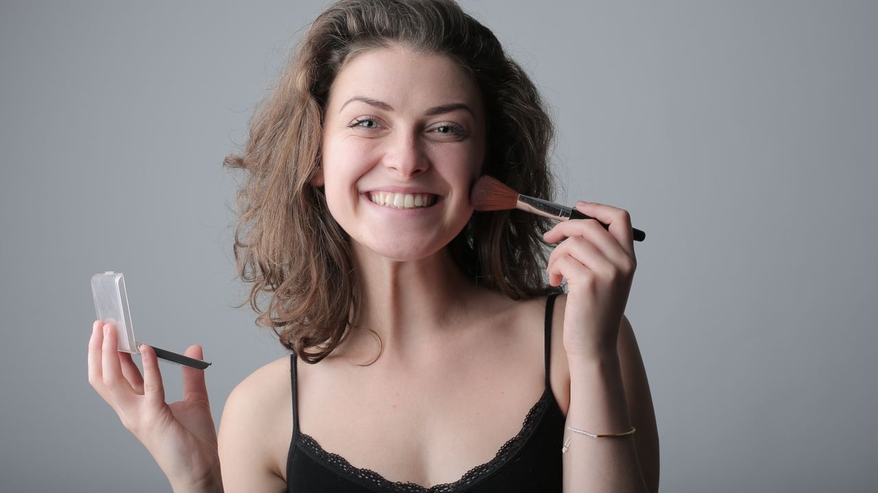 Amazon The Beauty Sale Makeup And Anti-Dandruff Picks