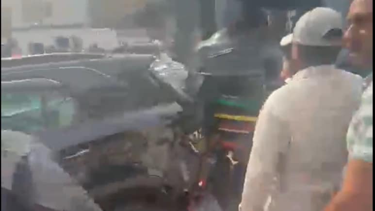 WATCH: BEST Bus Rams Multiple Vehicles In Mumbai's Andheri After 'Brake Failure'