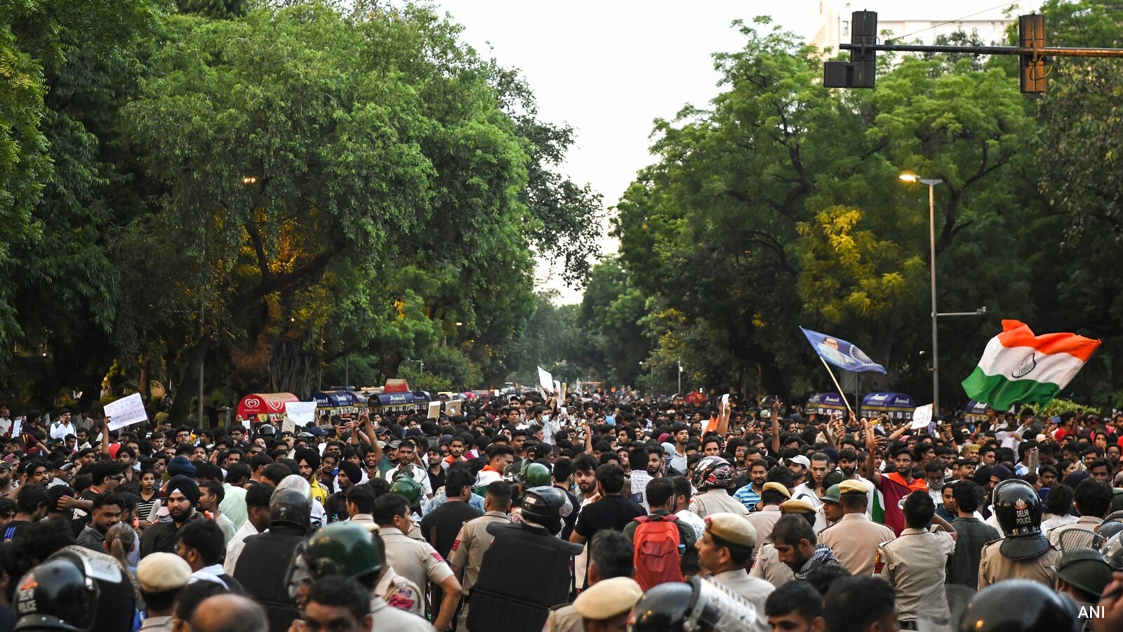 Delhi Cops Add Attempt To Murder Charge In CJP Protest Violence Case