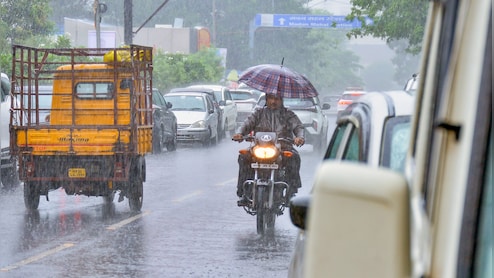 MP में अगले 4 दिन भारी बारिश का अलर्ट, आज इन जिलों में होगी खूब होगी वर्षा