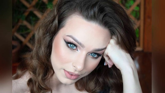 हर बार बनेंगी परफेक्ट Wings, ₹500 से कम में मिलने वाले ये Smudge-Free Eyeliners हैं मेकअप किट के लिए बेस्ट