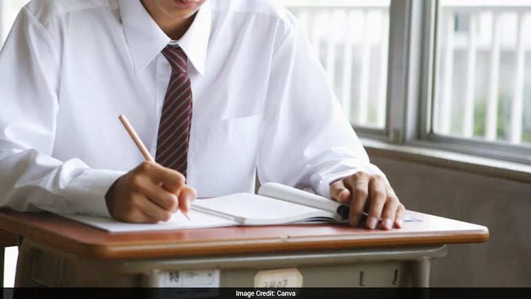 Over 1,000 Public Schools Closed Across US In 2025-26. Here's Why