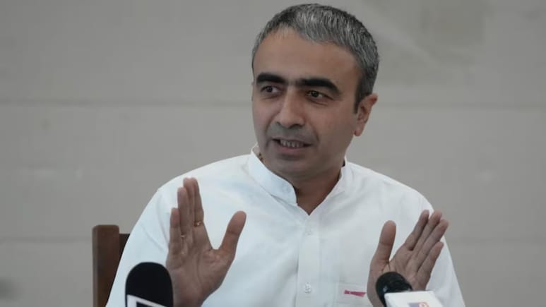 हरियाणा में पेपर लीक को लेकर घमासान, सोशल मीडिया पर AAP और BJP आमने-सामने