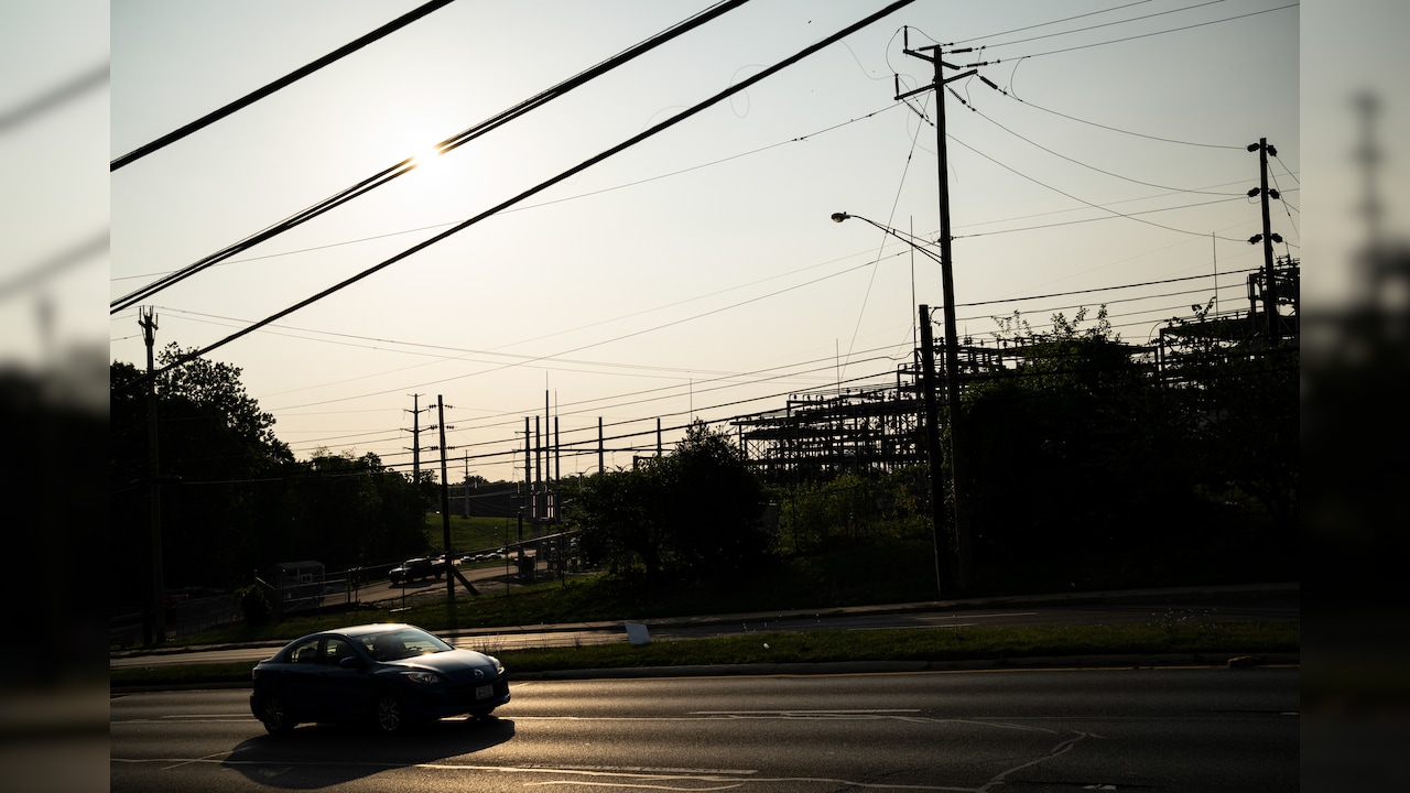 US Heat Wave Pushes Power Demand To Record, Strains Grid Ahead Of July 4