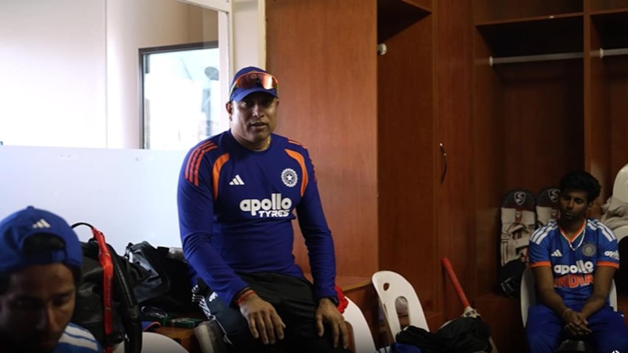 VVS Laxman Introduces New Medal For Zimbabwe Series. This India Star Wins It