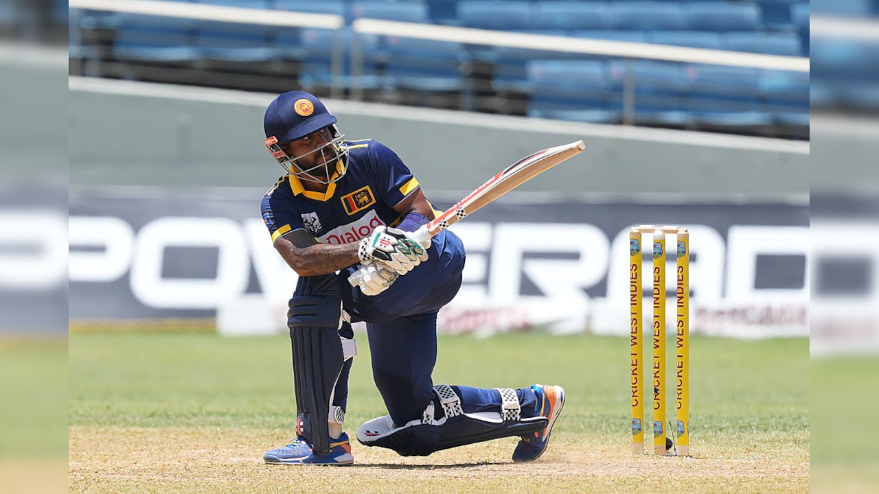 IND vs SL: श्रीलंका के लिए चिंता का विषय बनी इस खिलाड़ी की चोट, भारत की तो हो गई बल्ले-बल्ले!
