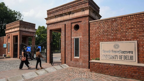 Delhi University PG Admissions 2026: Applications Open For One-Year Master's Courses