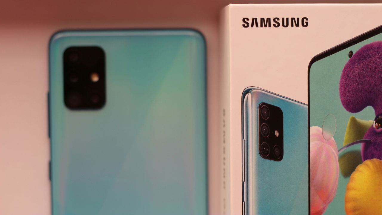 Best Samsung Phones Under ₹30,000: Prime Day Sale में सैमसंग मोबाइल पर मिल रहा है तगड़ा डिस्काउंट, देखें लिस्ट