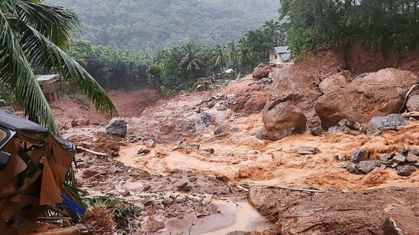 priyanka gandhi vadra, 2 dead wayanad landslide
