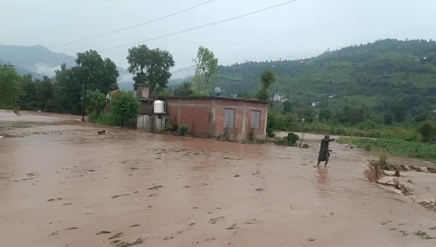 Jammu-Srinagar Highway Shut For 2nd Day As Rain Triggers Landslides