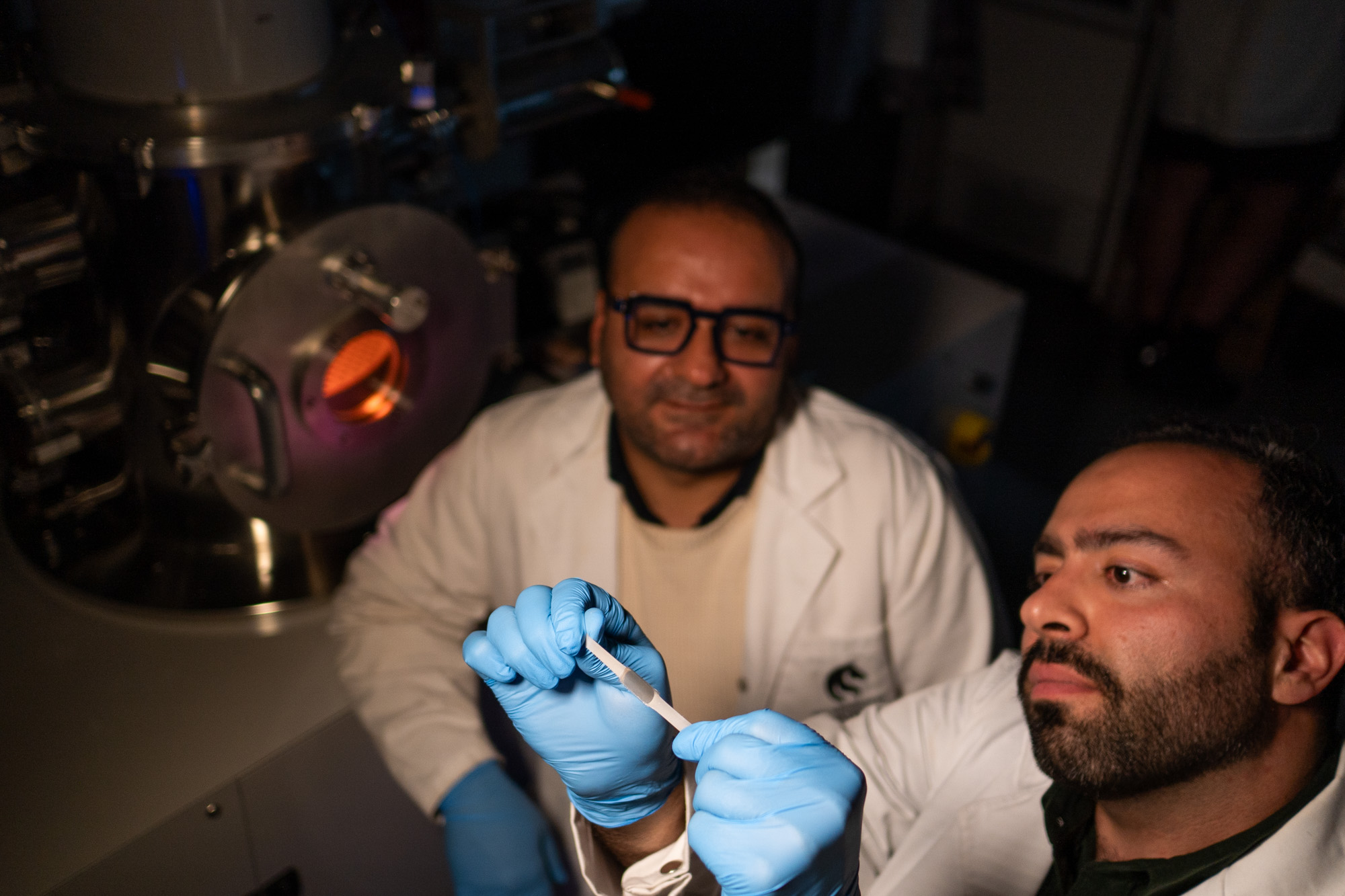 Scientists have developed a smart wound bandage for burn patients