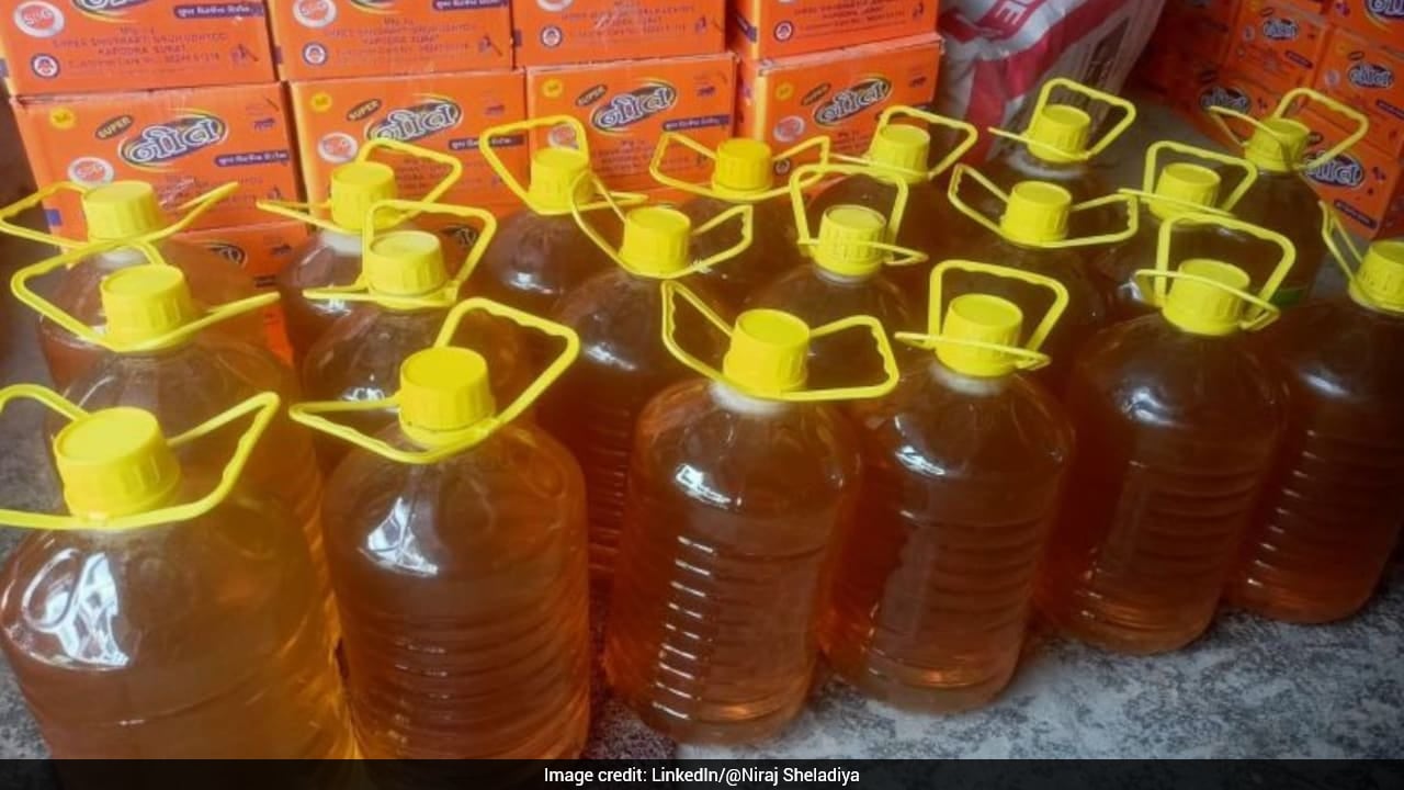 "No Team, No Website": Man Shares How His Father's Business Thrived For 20 Years
