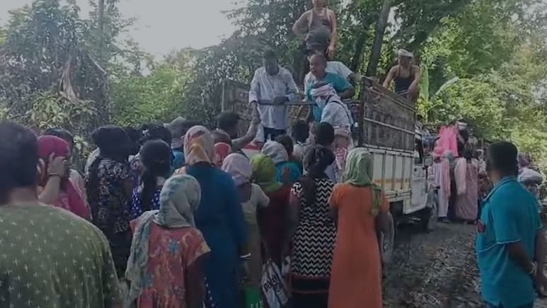 असम बीजेपी ने बाढ़ से सबसे ज्यादा प्रभावित 4 जिलों को भेजी 16 करोड़ रुपये की राहत सामग्री, सीएम ने बताया क्&zwj;या है बड़ी चुनौती