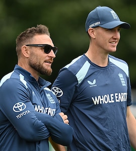 Harry Brook Gets Emotional As Brendon McCullum Bows Down As England Test Coach