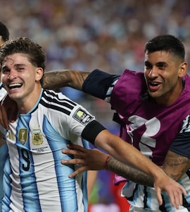 Argentina Sink 10-man Switzerland To Set Up Blockbuster England World Cup Semi-Final